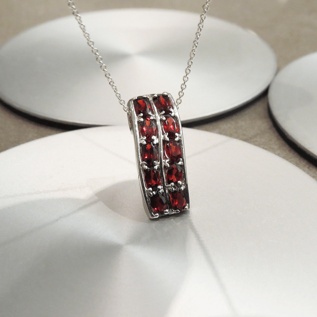 GRANATUM halsband