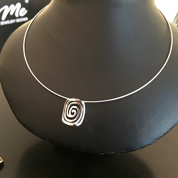 CIRCLE OF LIFE silverhalsband Truly Me