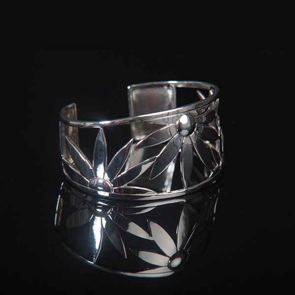 FLOWER-POWER-armband-(2)-Truly-Me