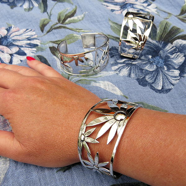 FLOWER POWER (bangle) armband