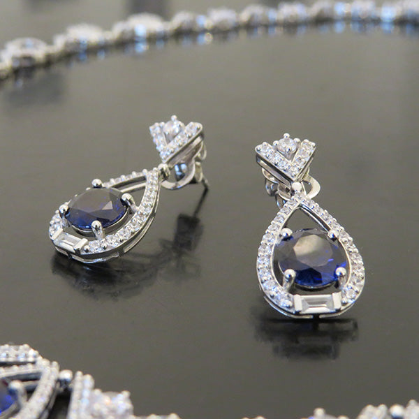 Queen silverörhängen festsmycke