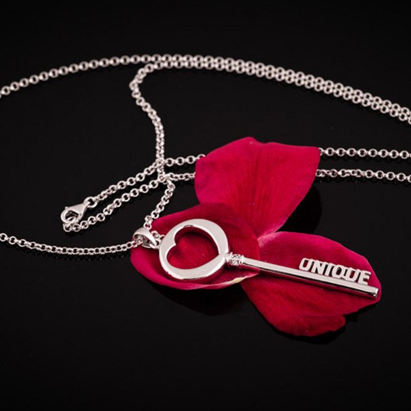 THE KEY halsband