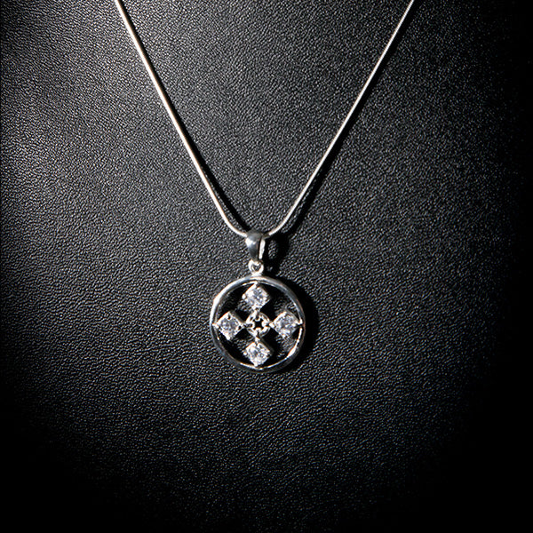 TOUCH silverhalsband vit Truly Me