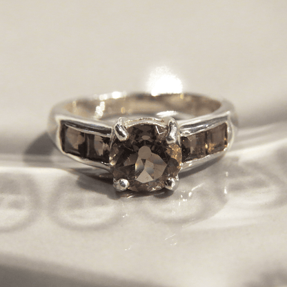 SMOKY ring