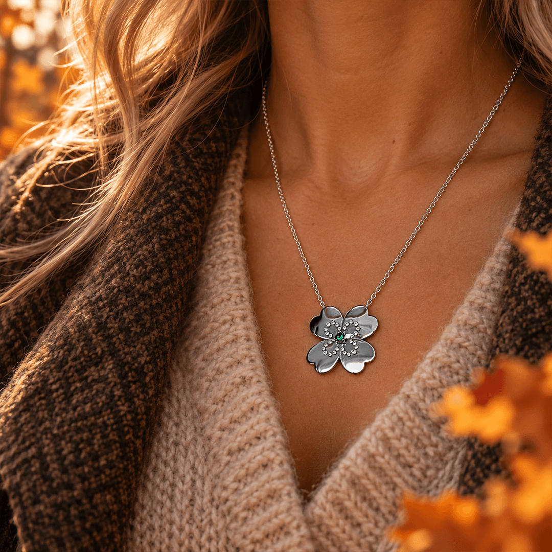 4 LEAF necklace
