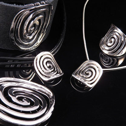 CIRCEL-OF-LIFE-kort(2)-halsband-Truly-Me