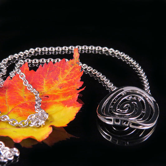 CIRCEL-OF-LIFE-lang(1)-halsband-Truly-Me