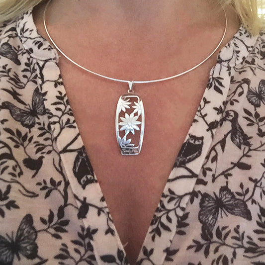FLOWER POWER silverhalsband Truly Me