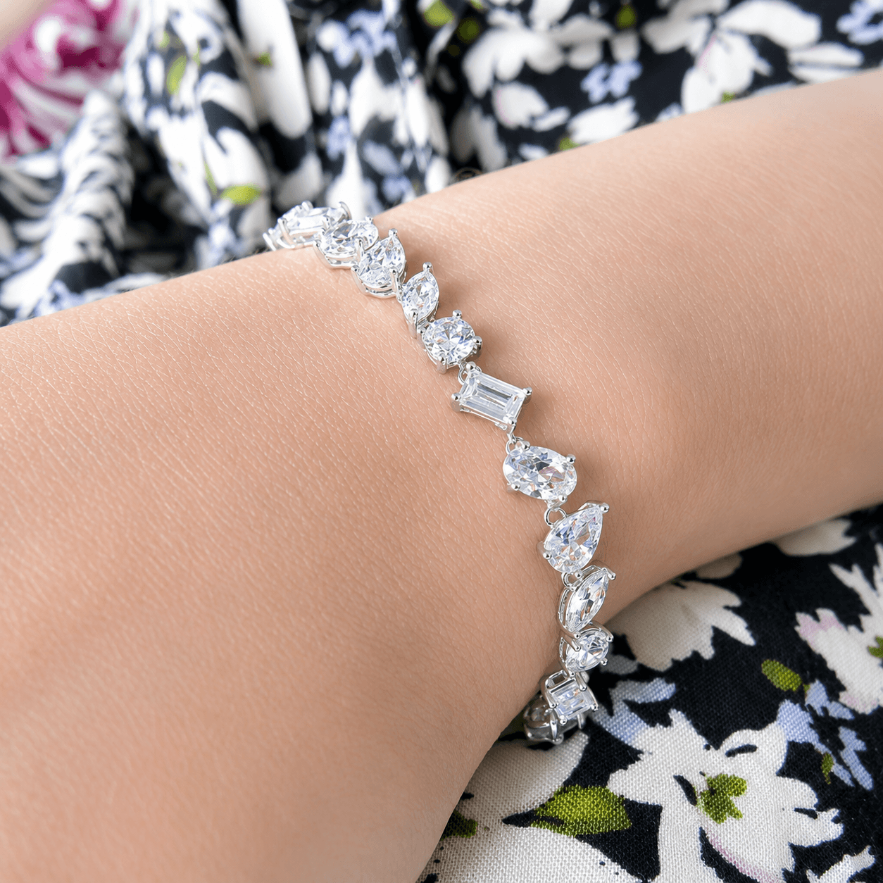 LUMORA bracelet