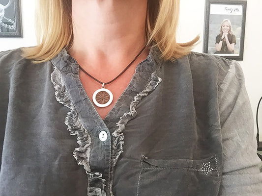 PENNY LANE läderhalsband Truly Me