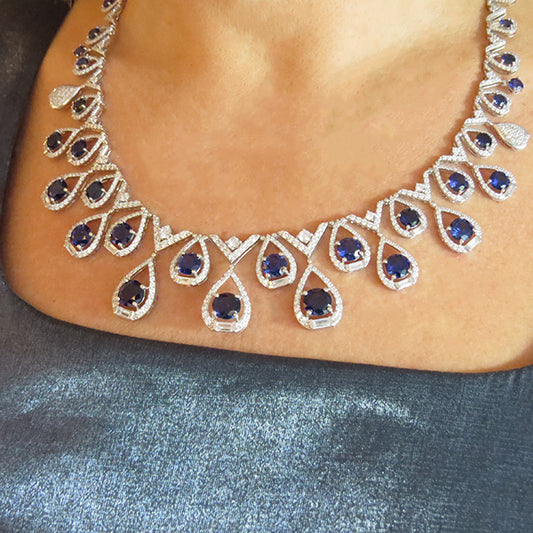 QUEEN halsband