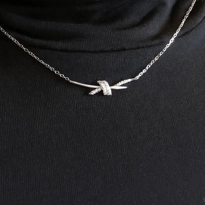 UNITED halsband