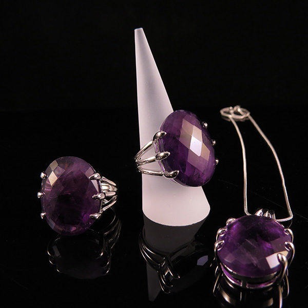 DEEP PURPLE ring