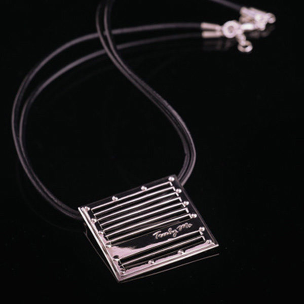 GRID silver necklace with black leather with big silver detail (Truly Me)