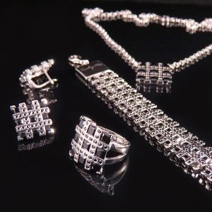 RIBBON silver jewelry set with black spinel