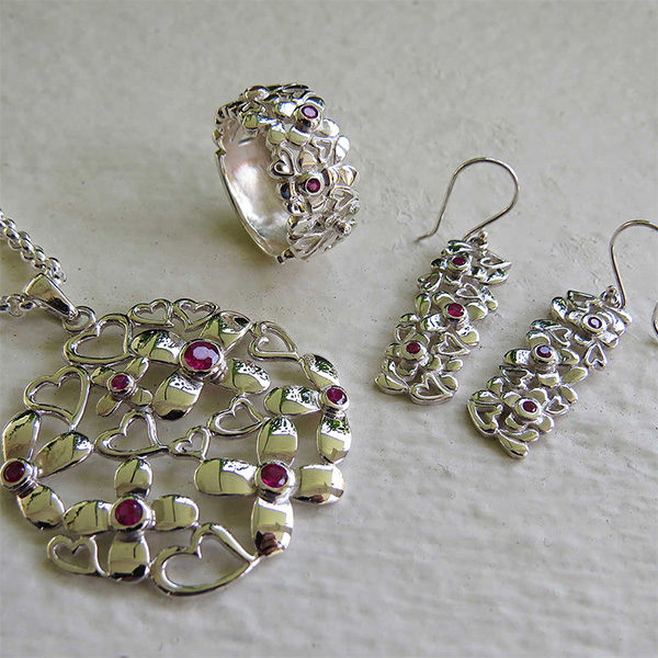 DAISY Silver Earrings With Hearts and Flowers (Truly Me Jewelry Design)