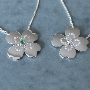 4 LEAF halsband